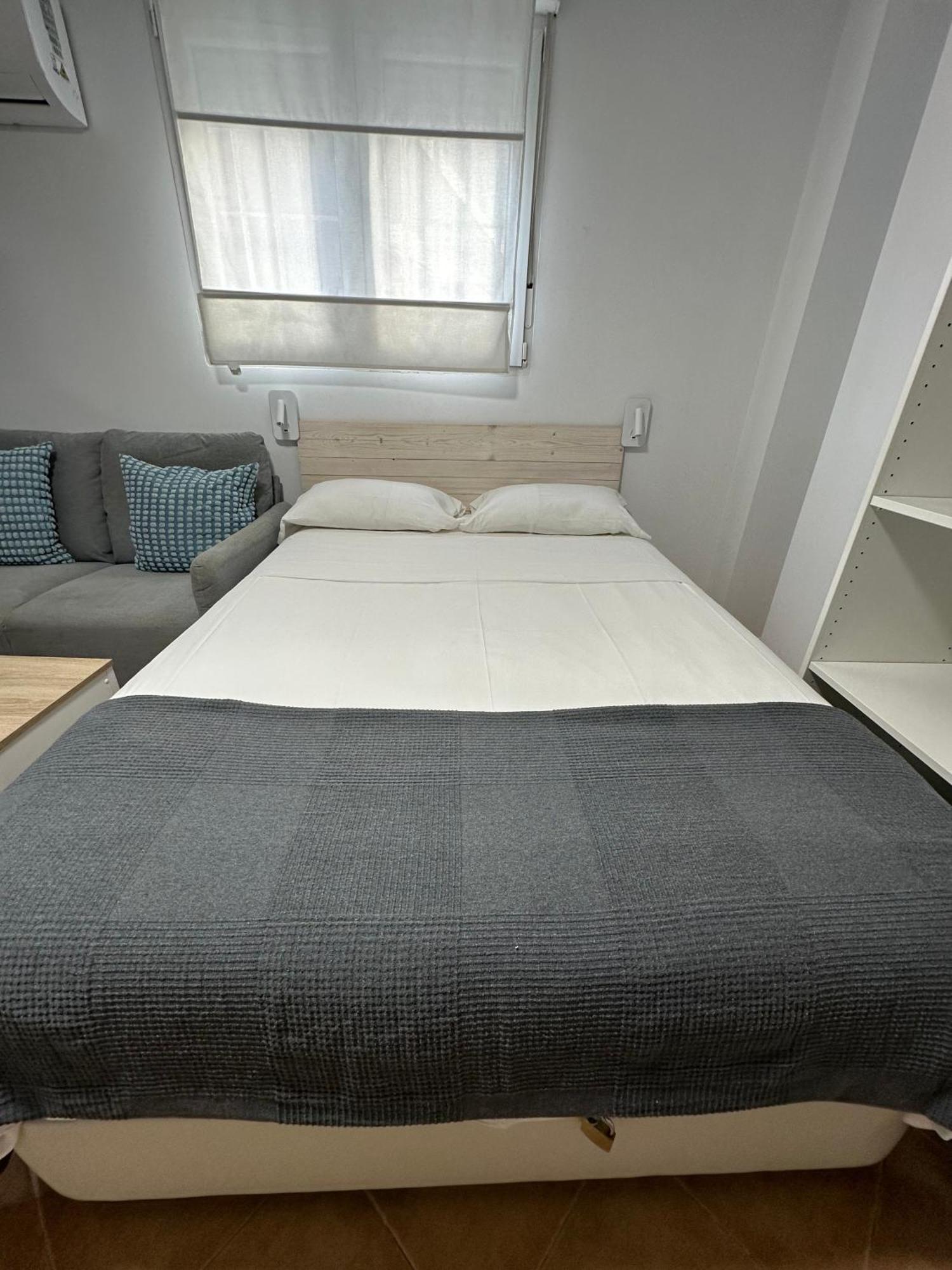 Apartamento Avenida Velazquez Bajo Malaga Bagian luar foto