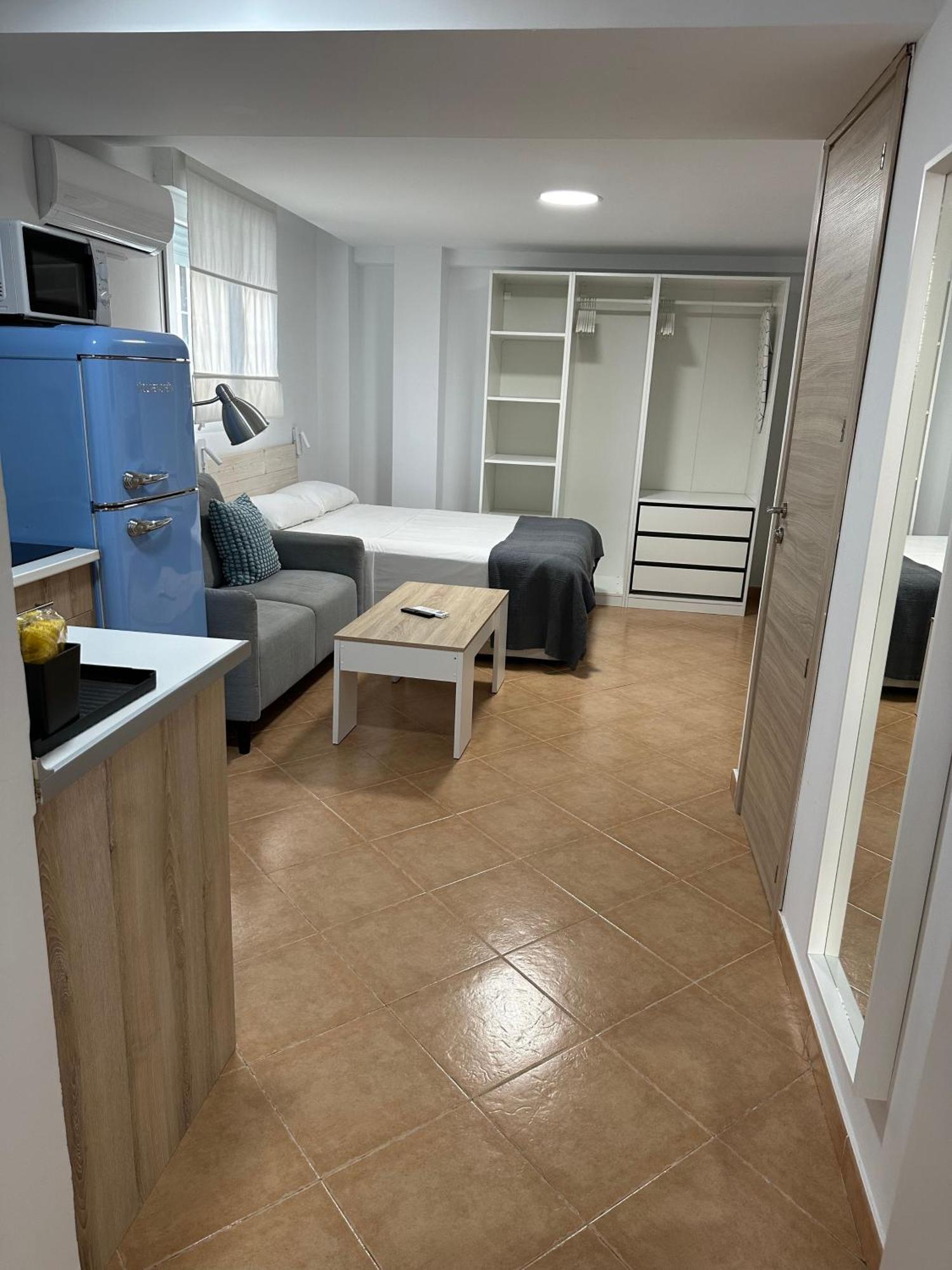 Apartamento Avenida Velazquez Bajo Malaga Bagian luar foto